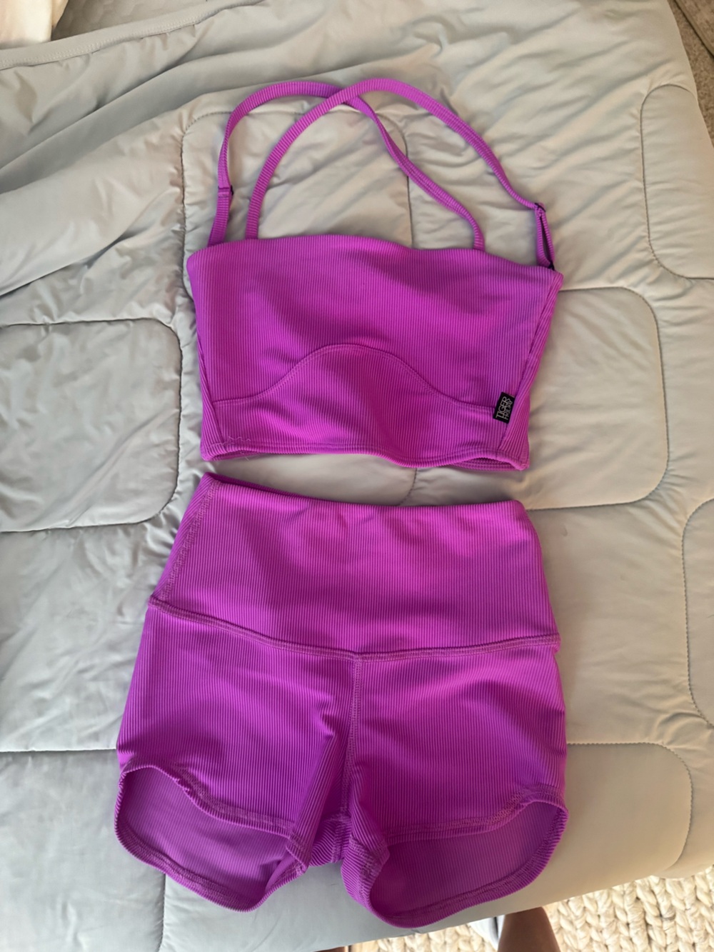 Tiger Friday- Ribbed dance Crop Bra & High-Waist Shorts Set - Bright purple